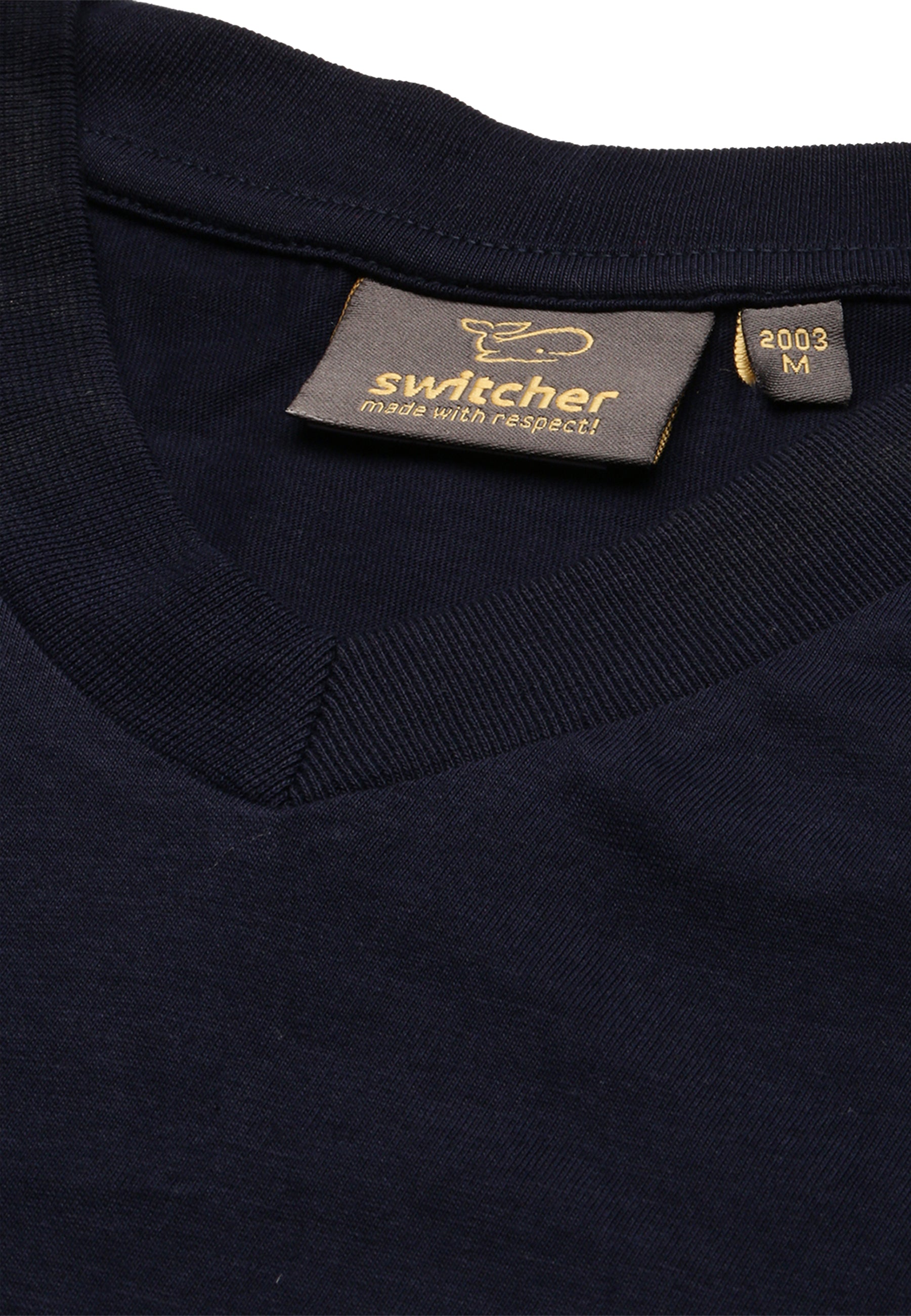 Classic V-Neck Victor T-shirt