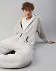 Cozy up in style with our Geelee Bear Fluffy Jumpsuit for ultimate comfort! The fluffy fabric nestles gently, while the attention to detail is in organic quality and eco-friendly design. The perfect jumpsuit for those who appreciate cozy elegance. Get your fluffy companion now and experience feel-good fashion at its best!