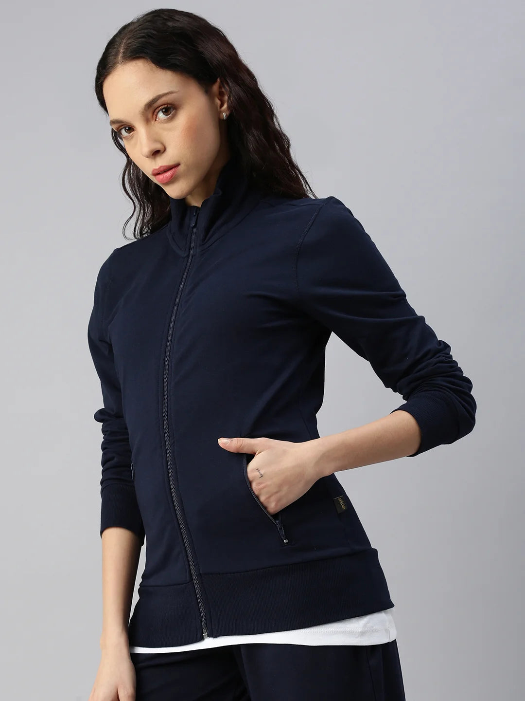 women-mia-organic-cotton-jacket-navy-sidelook